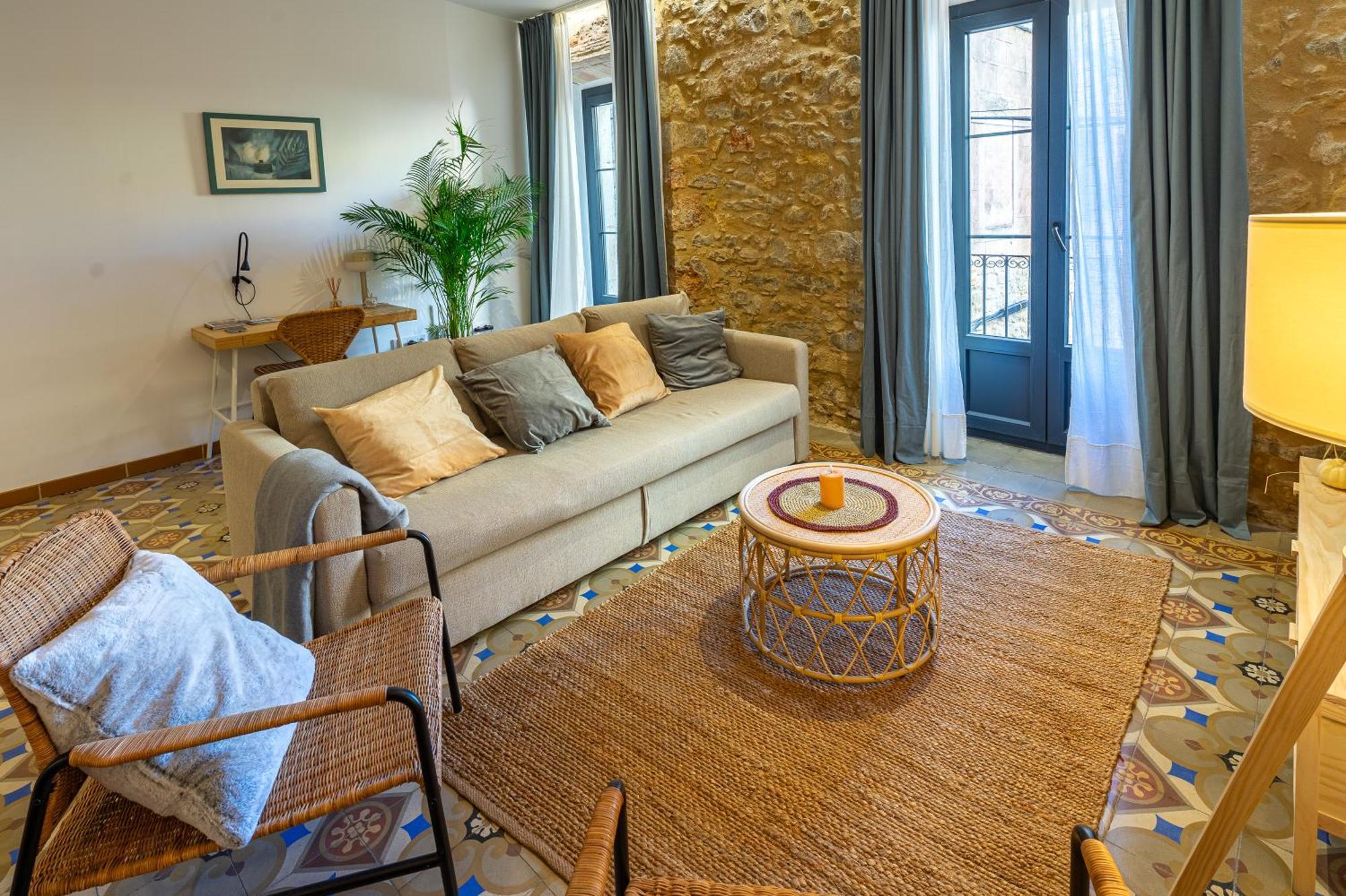 Empordanna, Apartamento Con Encanto En El Corazon Del Emporda Торроэлья-де-Монгри Экстерьер фото