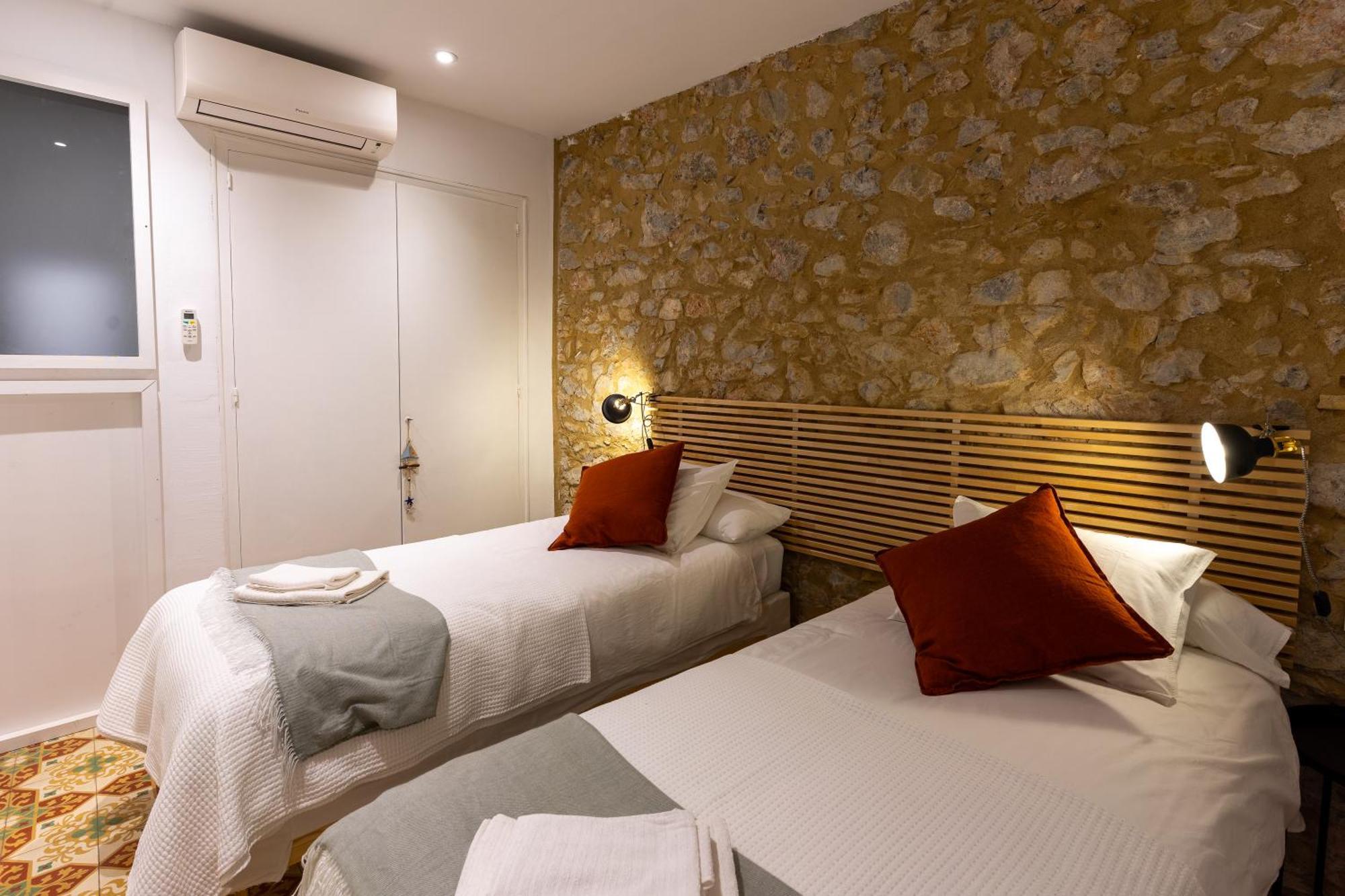 Empordanna, Apartamento Con Encanto En El Corazon Del Emporda Торроэлья-де-Монгри Экстерьер фото